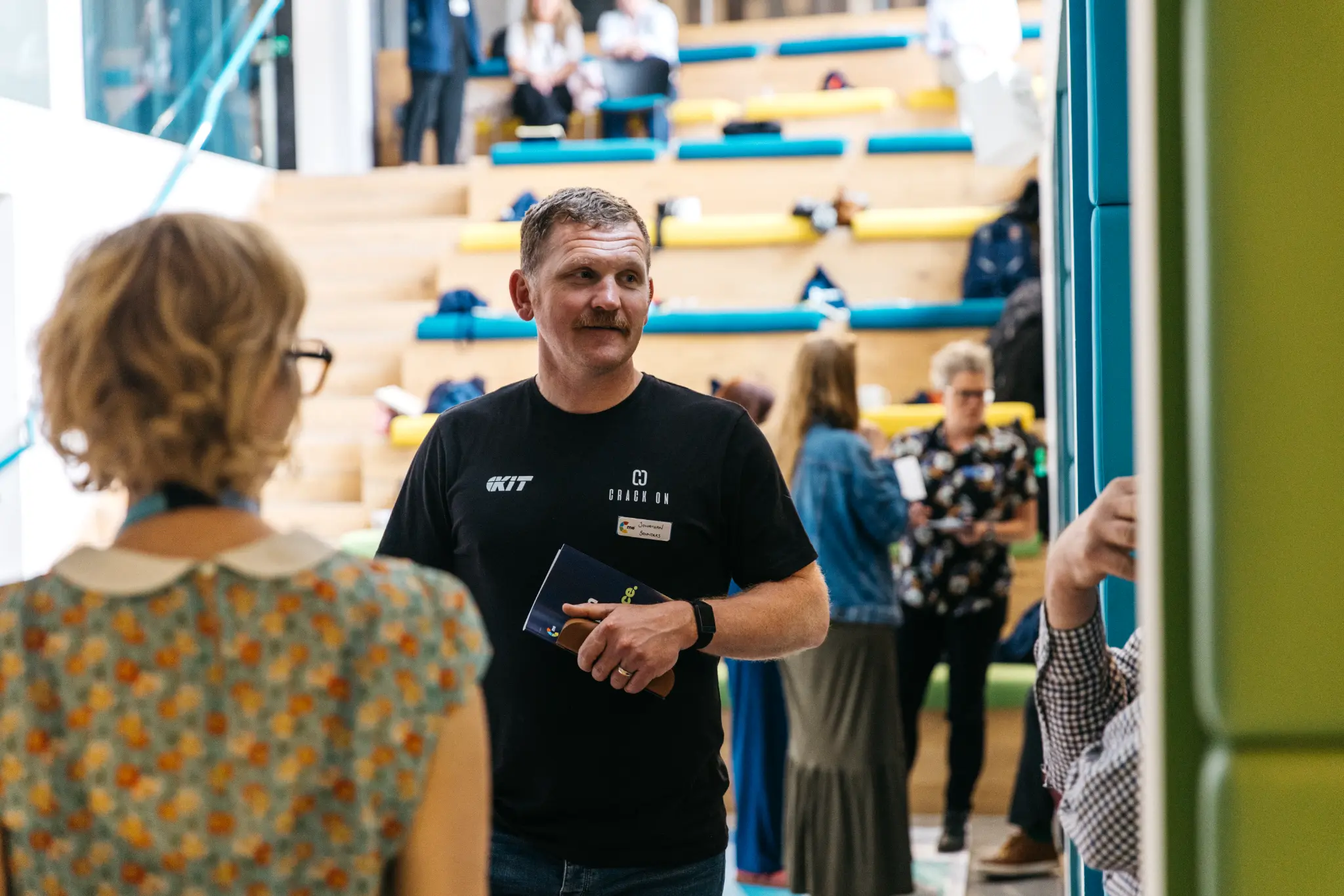 Jon Saunders facilitating a Crack On leadership conversation